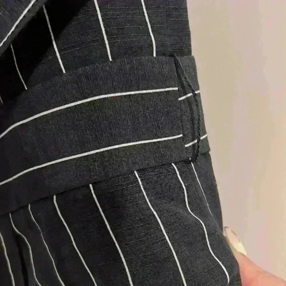 Madison Navy Striped Jumpsuit size L - Picture 8 of 10